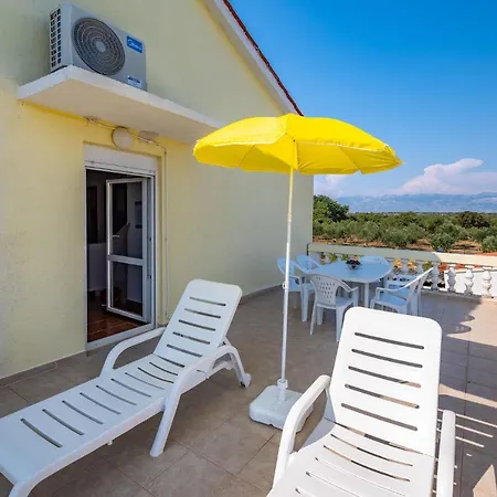 Apartment Palma Vrsi